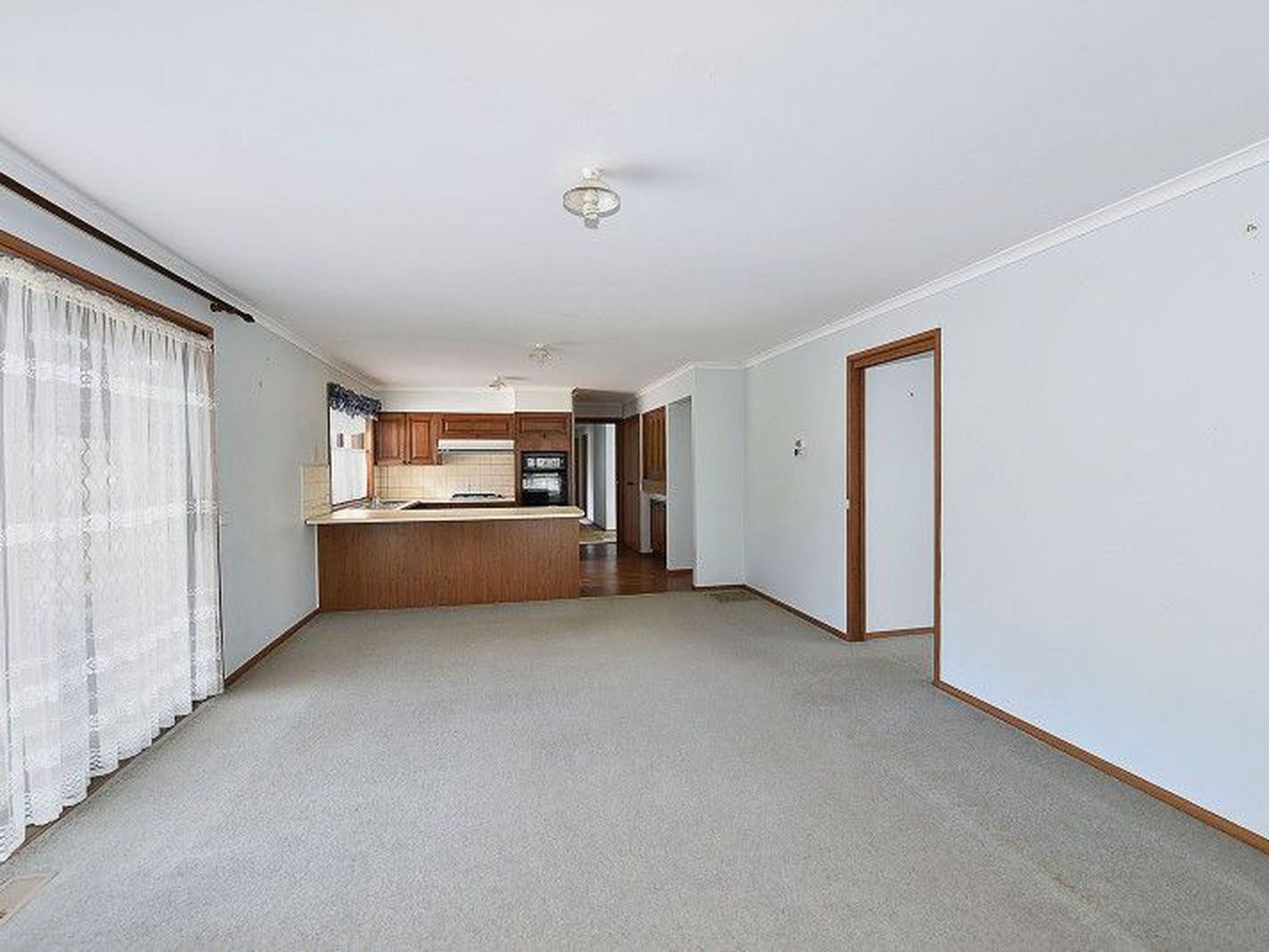 15 Raes Road, Sunbury