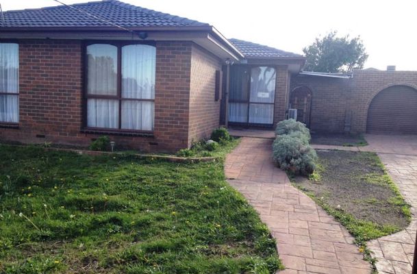 16 Peterlee Court, Craigieburn