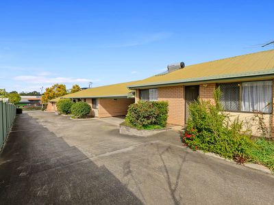 4 / 80 Ewing Road, Woodridge