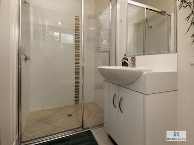 62 Queen Street, Blackstone
