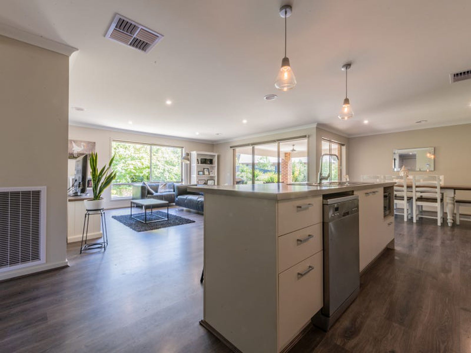 18 Lightwood Ave, Seymour