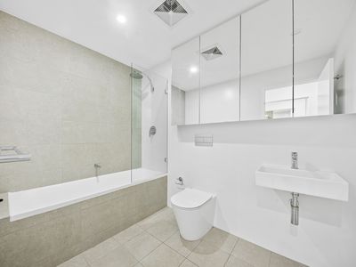 204 / 51 Withers Road, North Kellyville