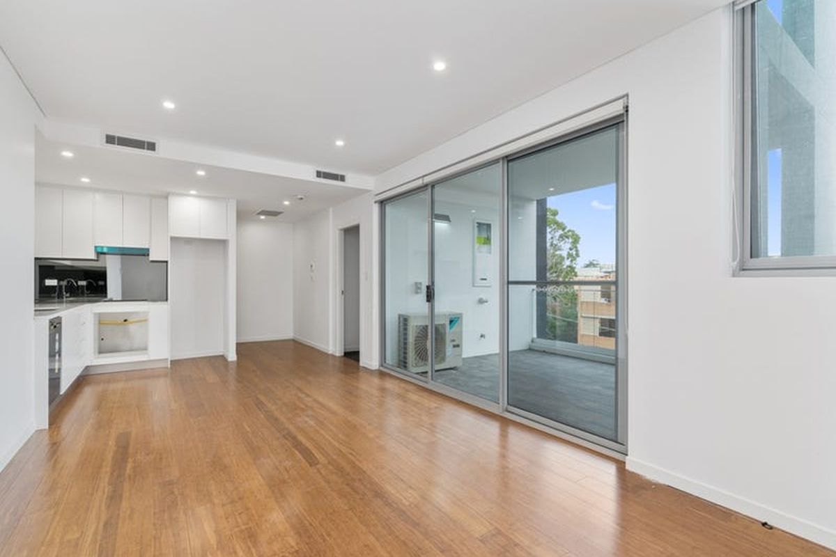203 / 19-23 Short Street, Homebush