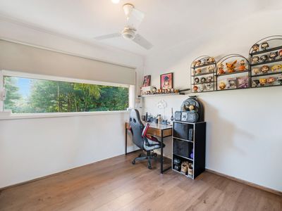 16 Dickens Road, Ambarvale
