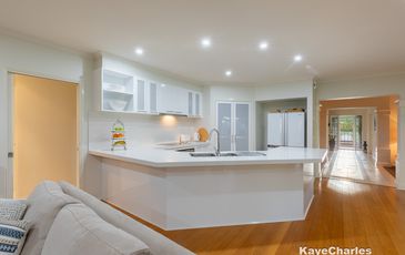 14 Valley Drive, Beaconsfield Upper
