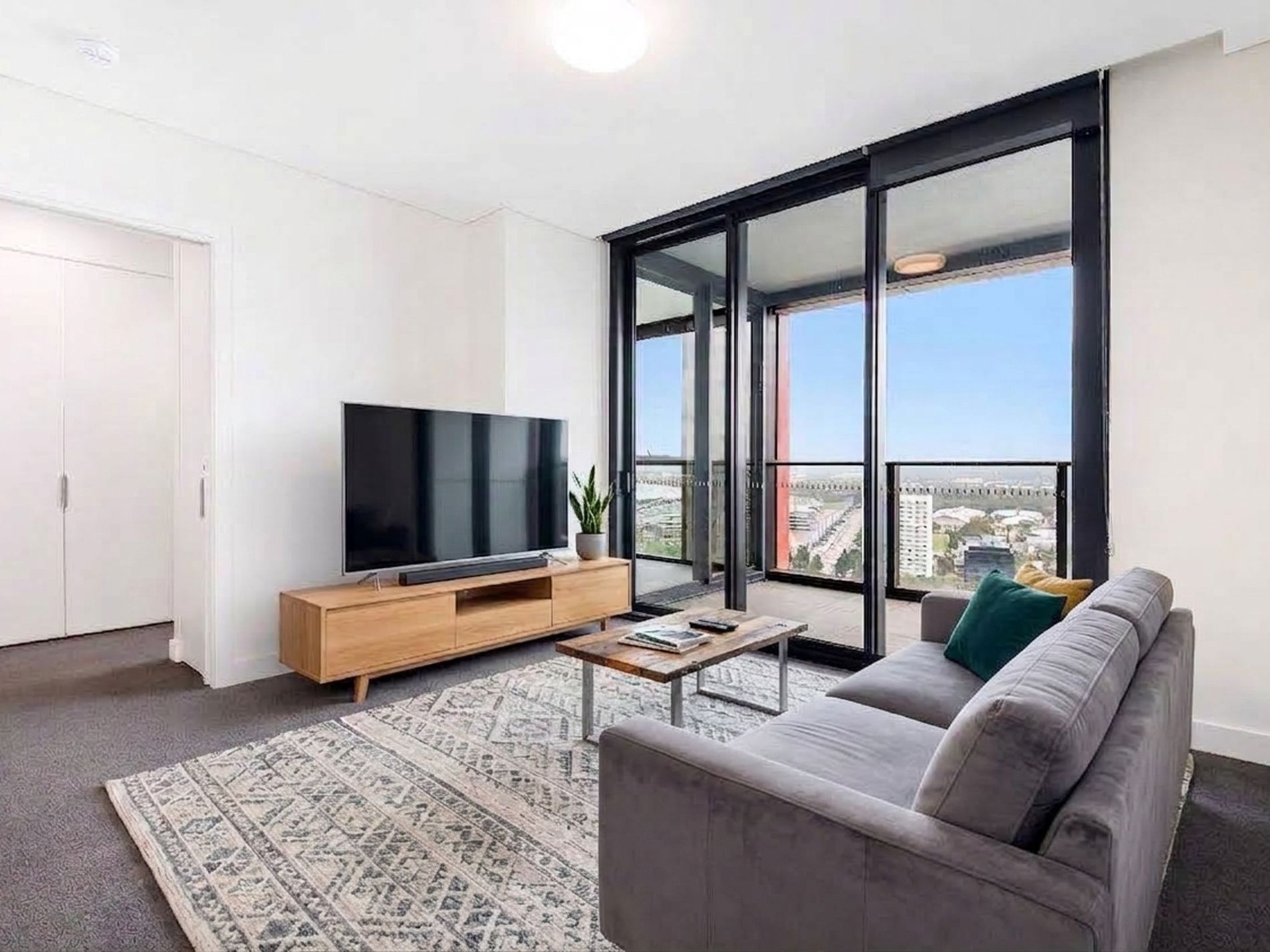 1502 / 3 Olympic Boulevard, Sydney Olympic Park