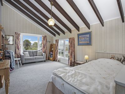 11A Arthur Grove, Waikanae