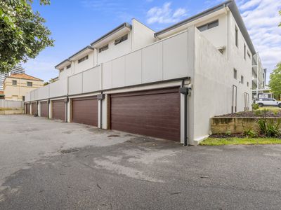 1 / 2 First Avenue, Applecross