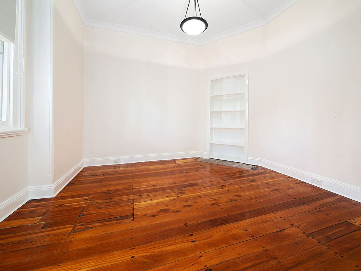 6 Laura Street, Newtown