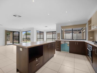 5 Grandpark Circuit, Point Cook