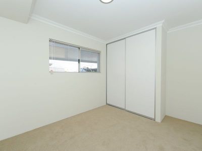 14 / 1 Elsbury Approach, Clarkson