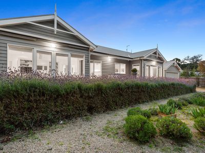 33 Phillipa Street, Blairgowrie
