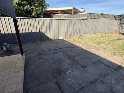 7 McAndrew Close, Lurnea
