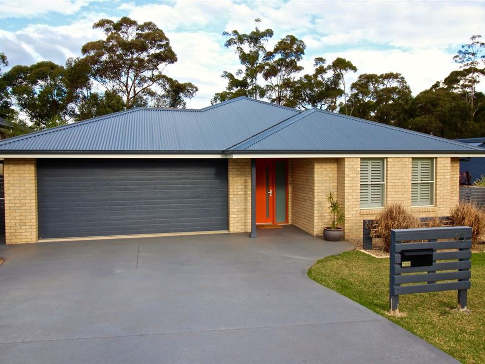 15 Brushbox Drive, Ulladulla