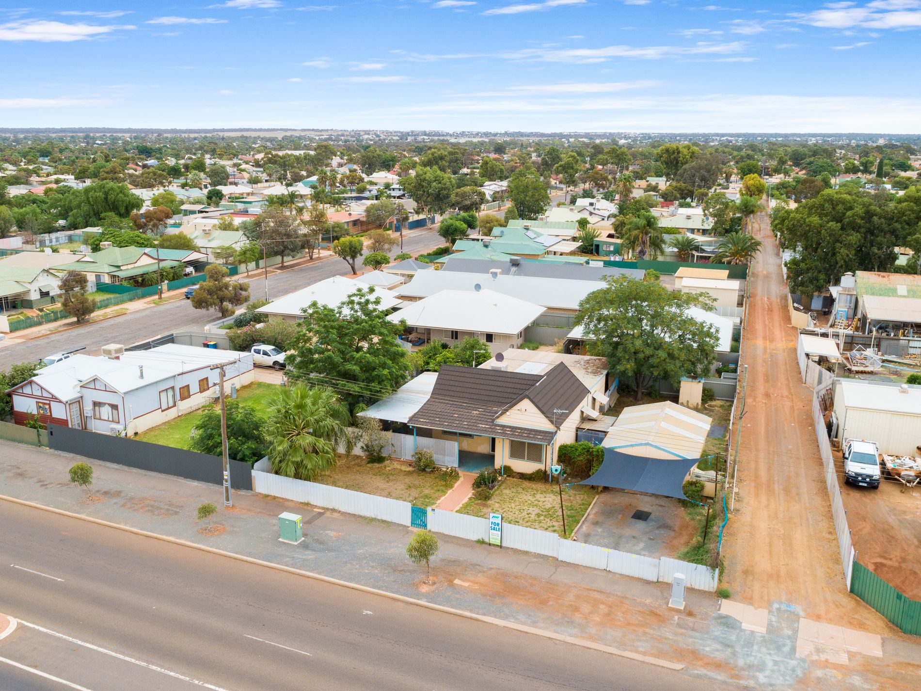 118 Federal Road, Boulder