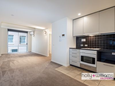 310 / 118 Russell Street, Melbourne