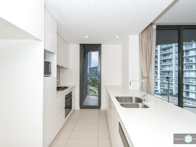 813 / 2 Peake Avenue, Rhodes