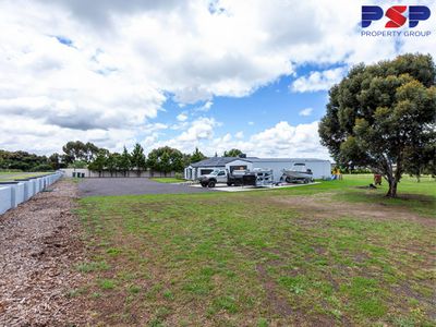 20 Viewbay Court, Lovely Banks
