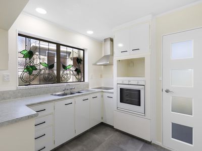 2 / 28 Marlborough Street, Silverstream