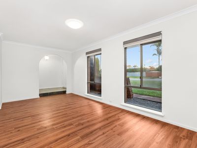11 Chancery Crescent, Willetton