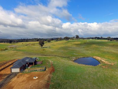 70 McLennan Road, Ladys Pass