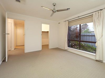 2 / 14 GAYVIEW DRIVE, Wodonga
