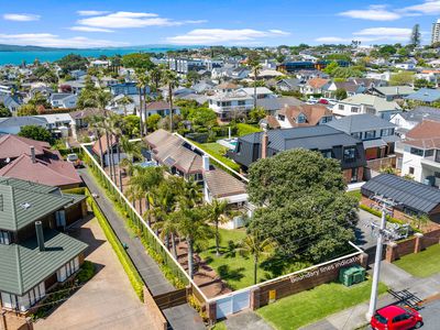 31 Milford Road, Milford