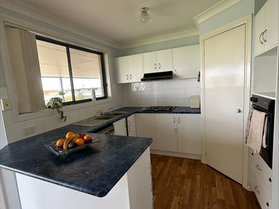 8 Bellbird Way, Dubbo