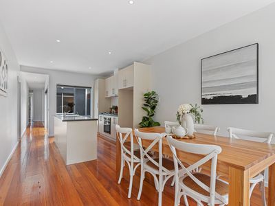 2 / 16 Xavier Court, Werribee