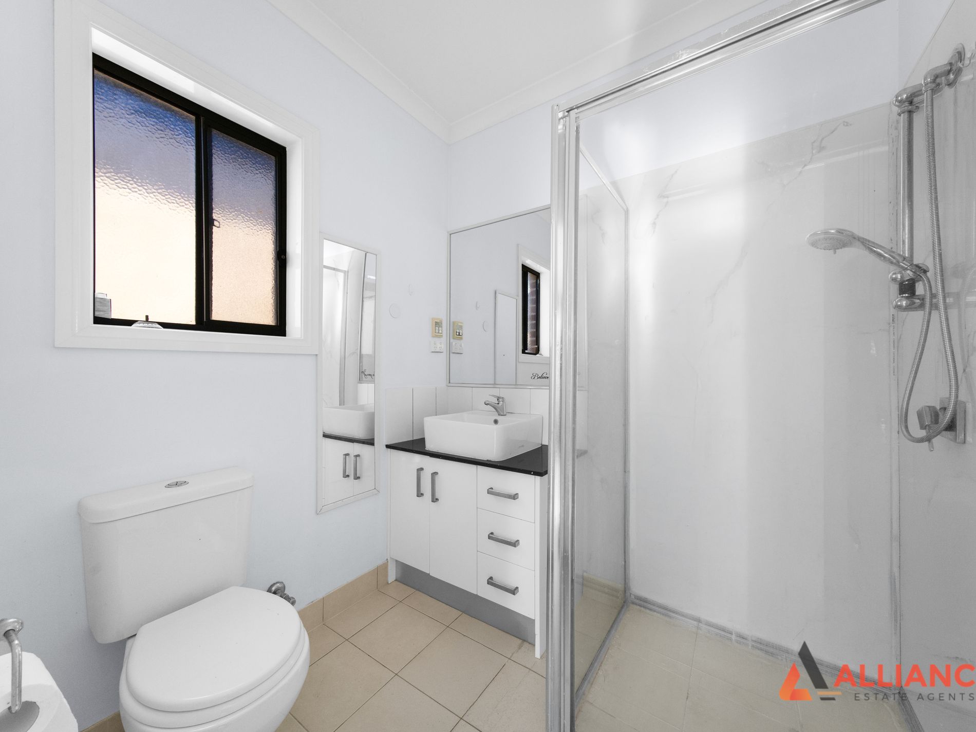 16 Juggal Close, Epping