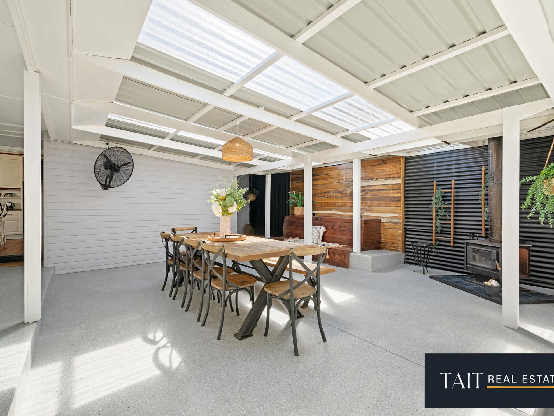 6-8 Mount Stanley Road, Stanley