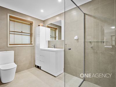 36 Tartarian Crescent, Bomaderry