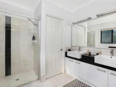 2 Wildwood Place, Mooloolah Valley