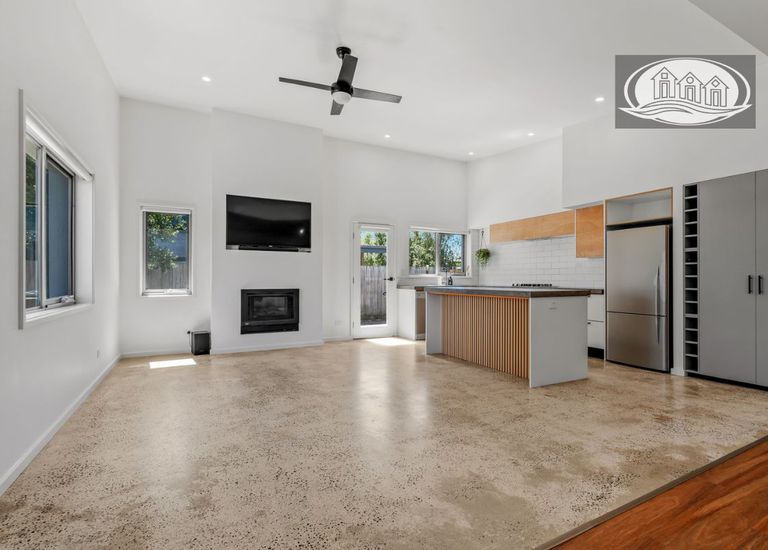 9 Market Court, Portland