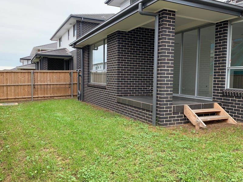 40 Steven Drive, Oran Park
