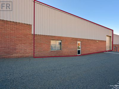 2 / 35 Cooper Road, Cockburn Central
