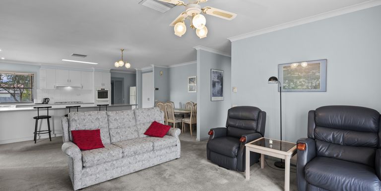 17 Lewis Street, Euroa