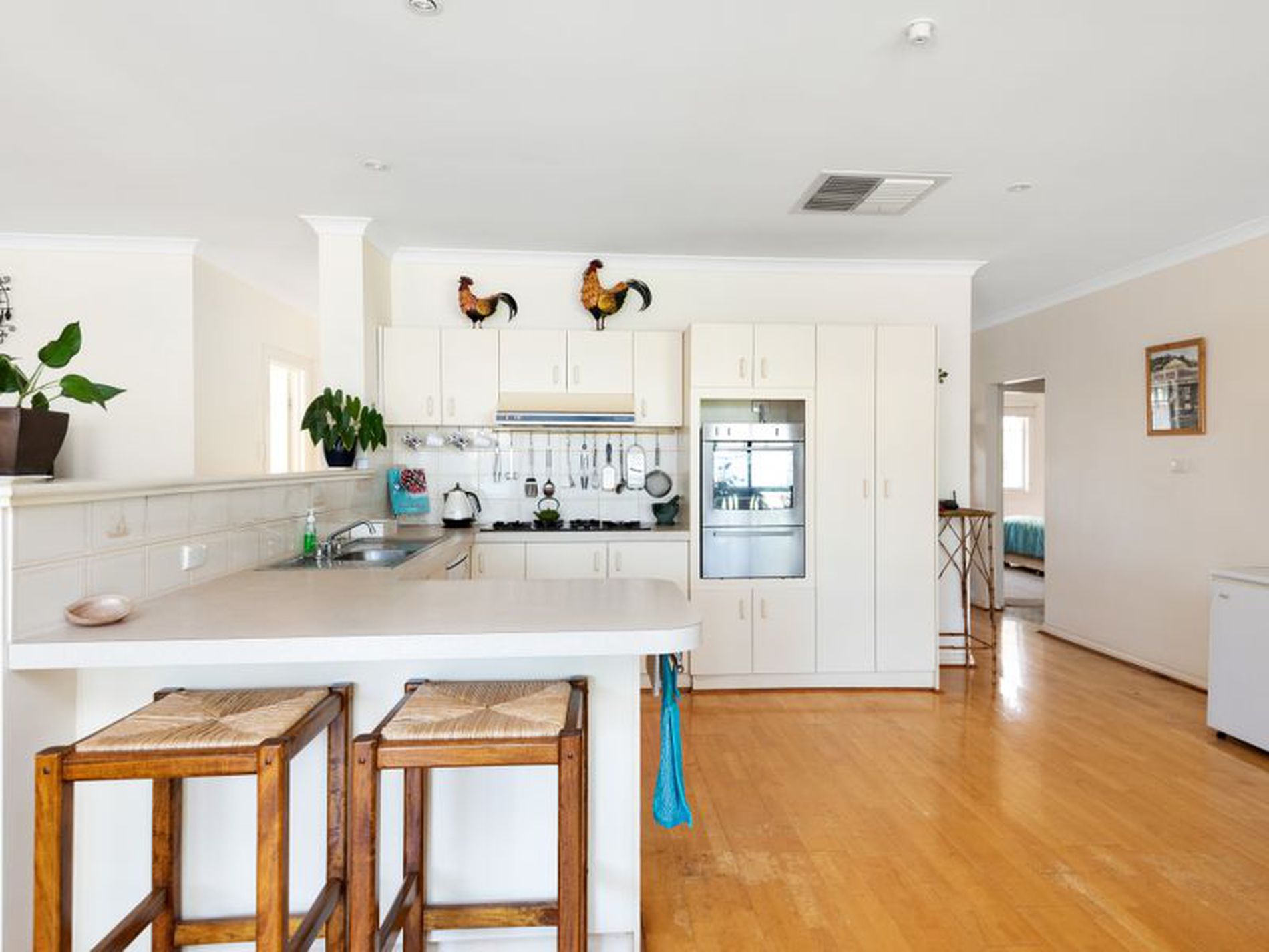 10 Lewis Street, Lamington