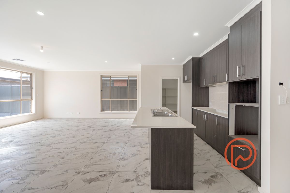 12 Trimboli Crescent, Riverlea Park