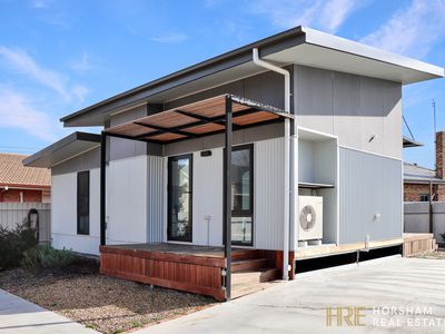 2 / 24 Begg Street, Horsham