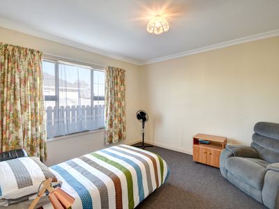 54 Chaucer Street, Milton