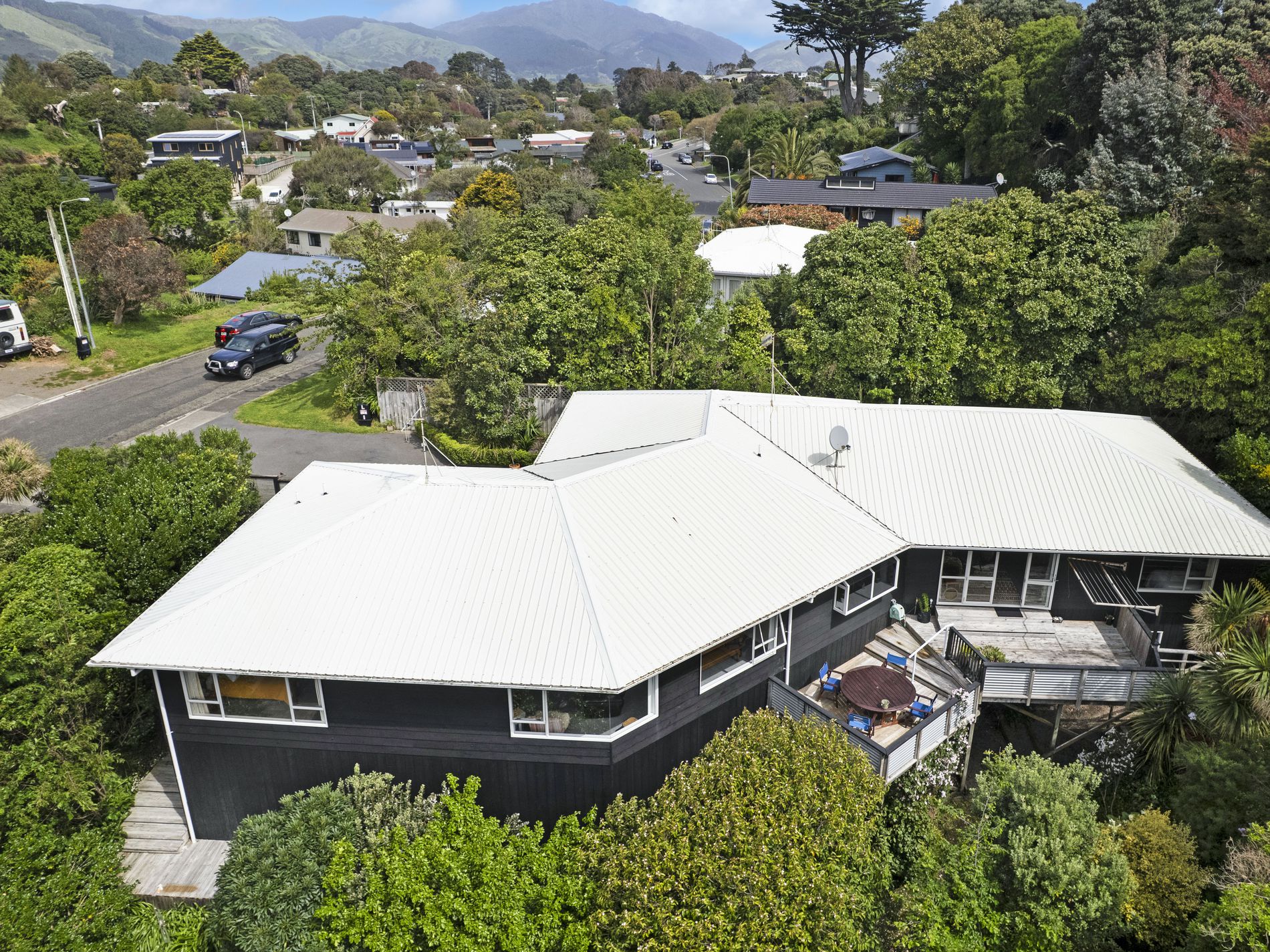 23 Renown Road, Raumati South