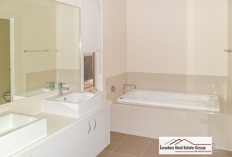 18 Spectrum Way, Coburg North