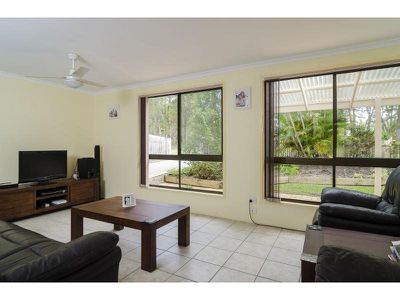 3 Sunset Way, Cooroibah