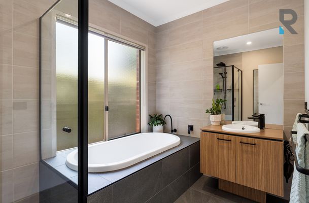 34 Grove Road, Craigieburn