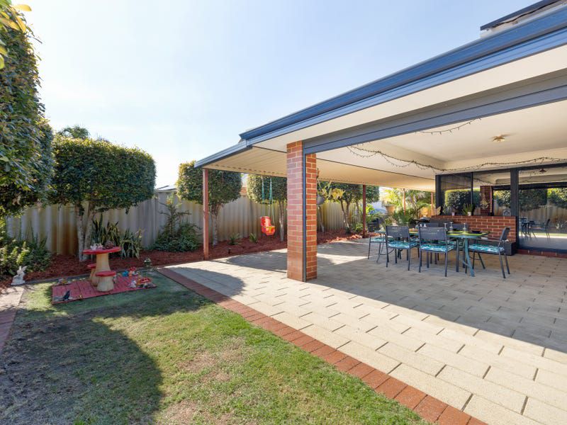 28 Rosewood Lane, Thornlie