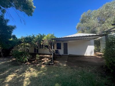 3486 Manilla Road, Manilla