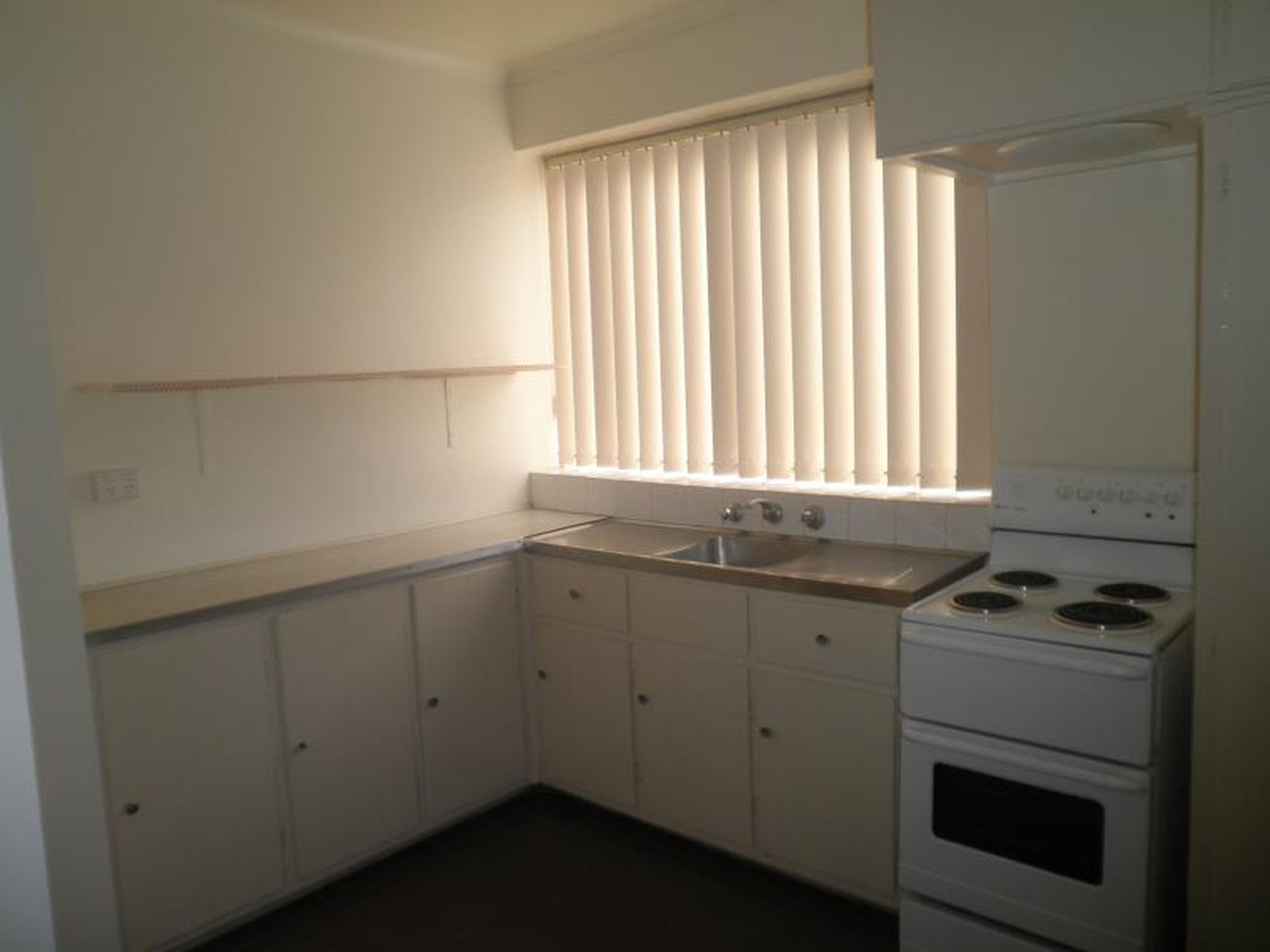 2 / 159-161 Roslyn Road, Belmont