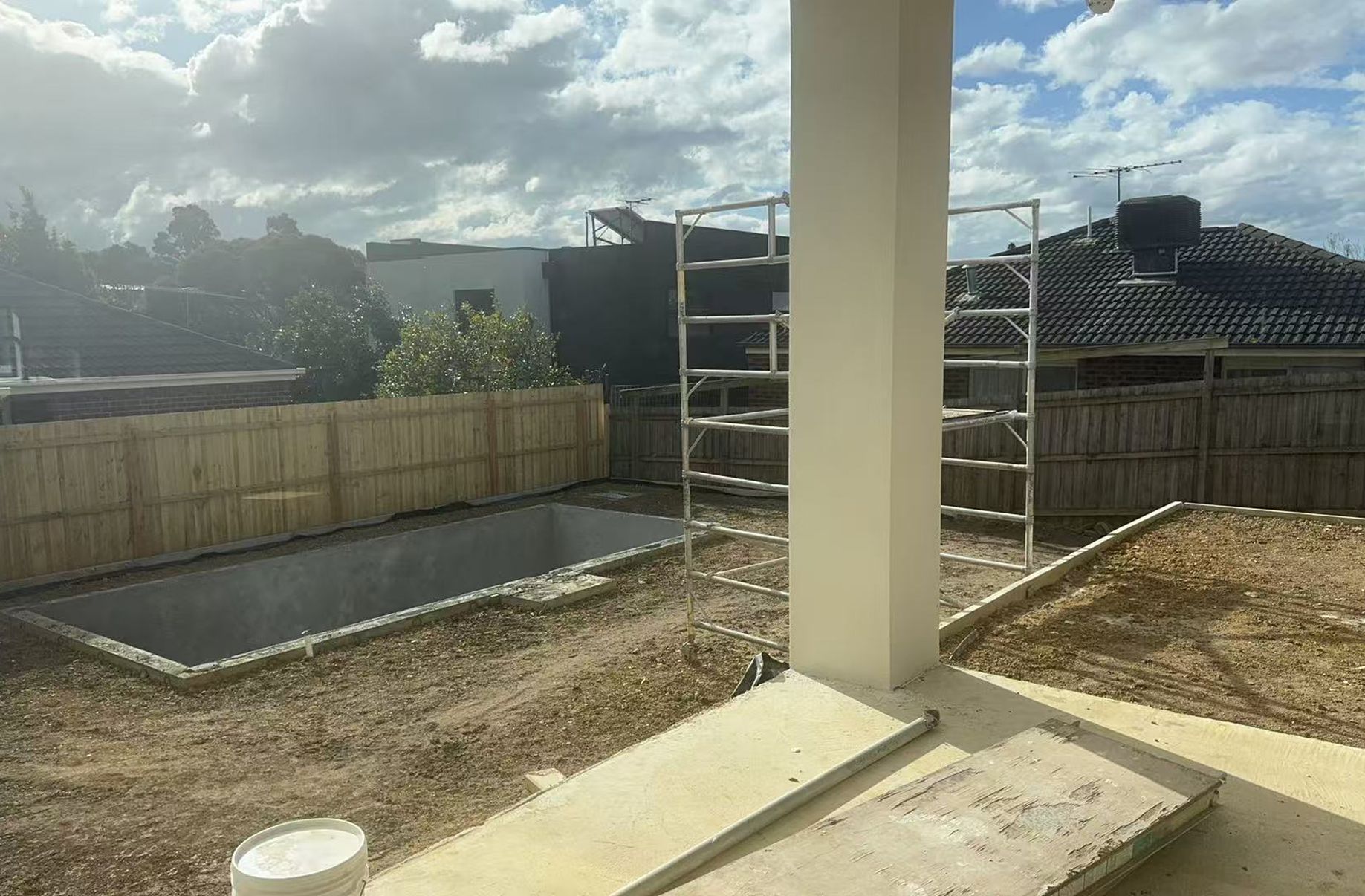 13 Glenview Road, Doncaster East