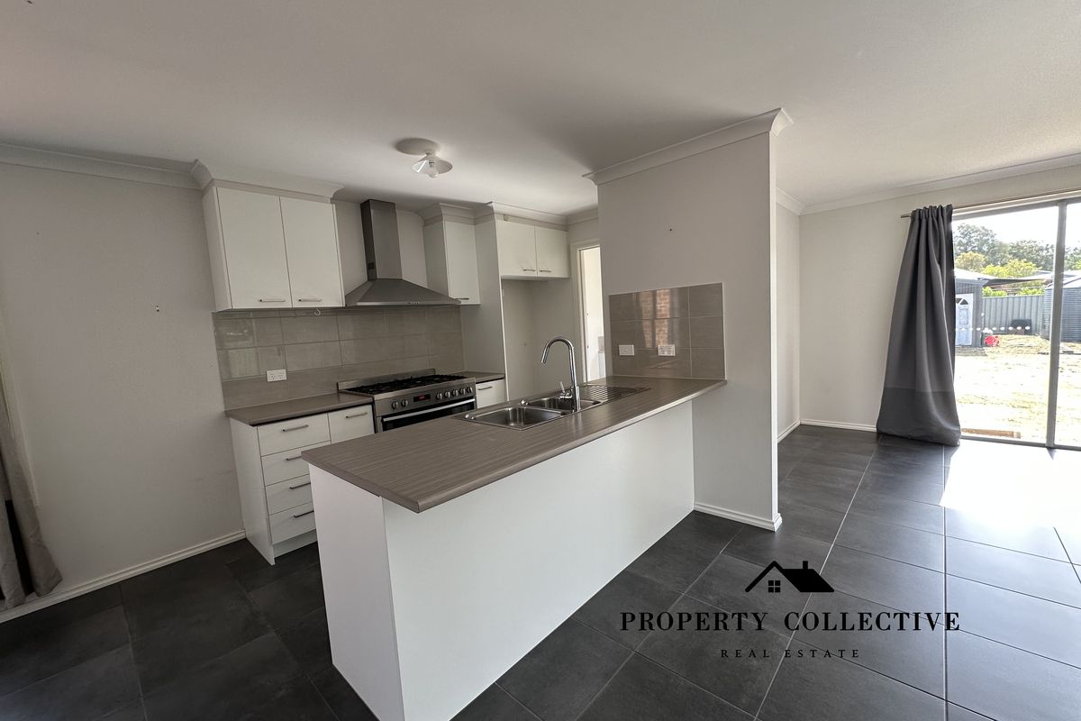 77 Ely Street, Oxley